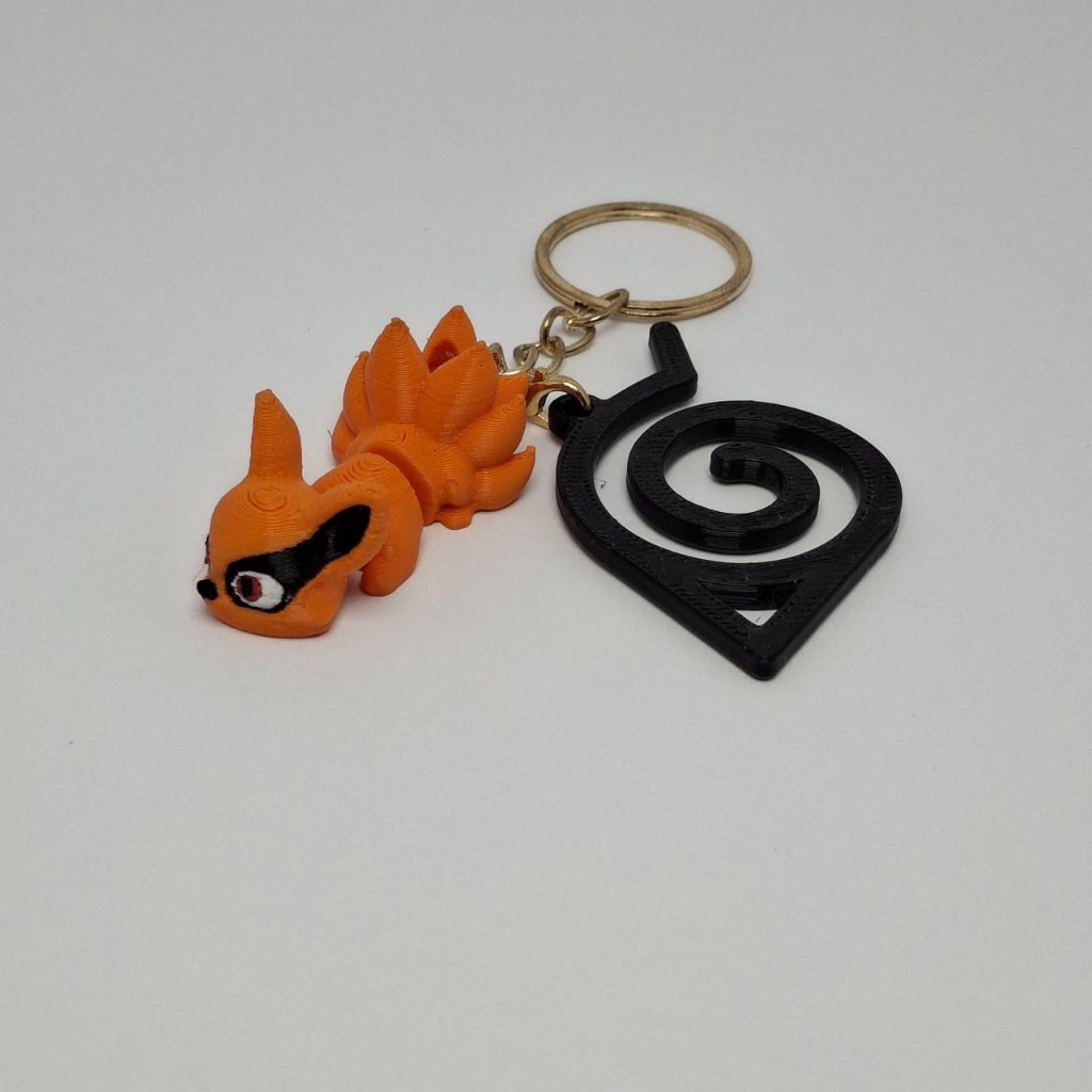 Chaveiro Kurama e símbolo Konoha